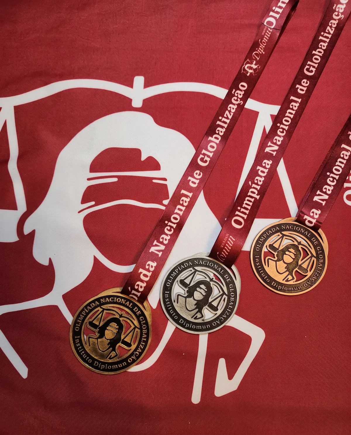 Medalhas de ouro, prata e bronze da Olimpíada Nacional de Globalização do Instituto Diplomun